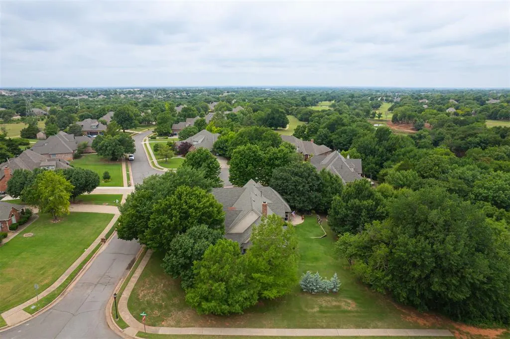 Photo 45 — 201 Hollowdale Circle, Edmond, OK 73003