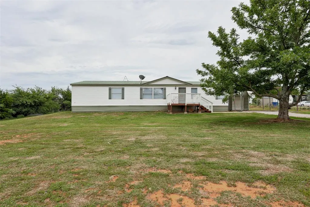 Photo 2 — 2501 Kelly Road, Guthrie, OK 73044