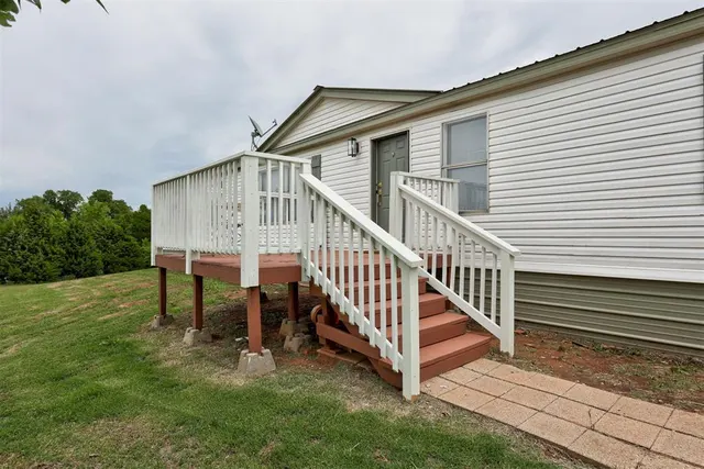 Photo 5 — 2501 Kelly Road, Guthrie, OK 73044