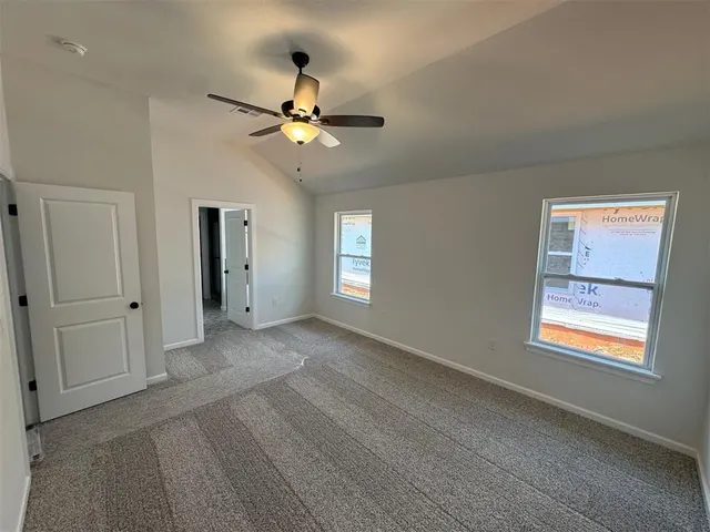 Photo 5 — 2715 Turtle Way, Midwest City, OK 73130