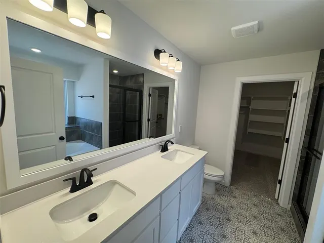 Photo 6 — 2715 Turtle Way, Midwest City, OK 73130