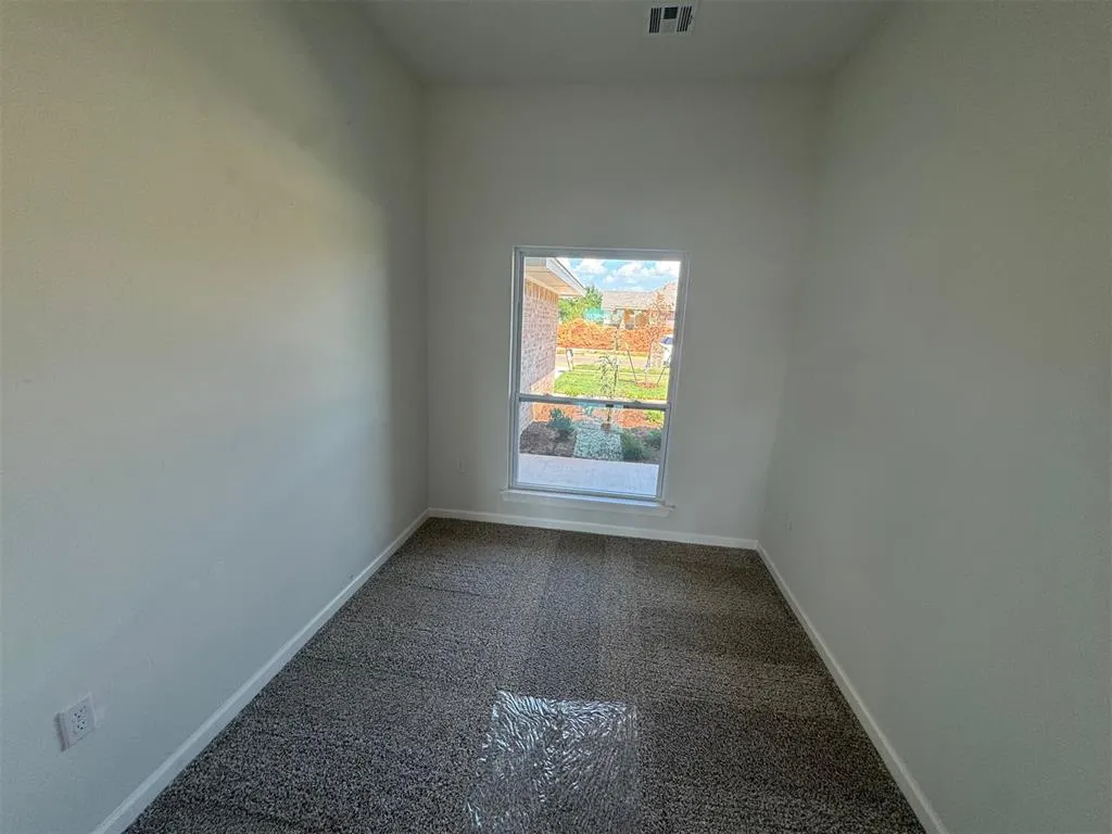 Photo 10 — 2715 Turtle Way, Midwest City, OK 73130