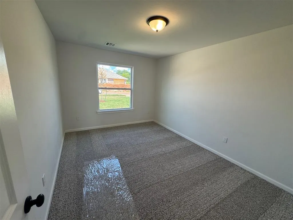 Photo 13 — 2715 Turtle Way, Midwest City, OK 73130