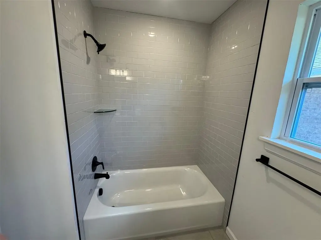 Photo 14 — 2715 Turtle Way, Midwest City, OK 73130