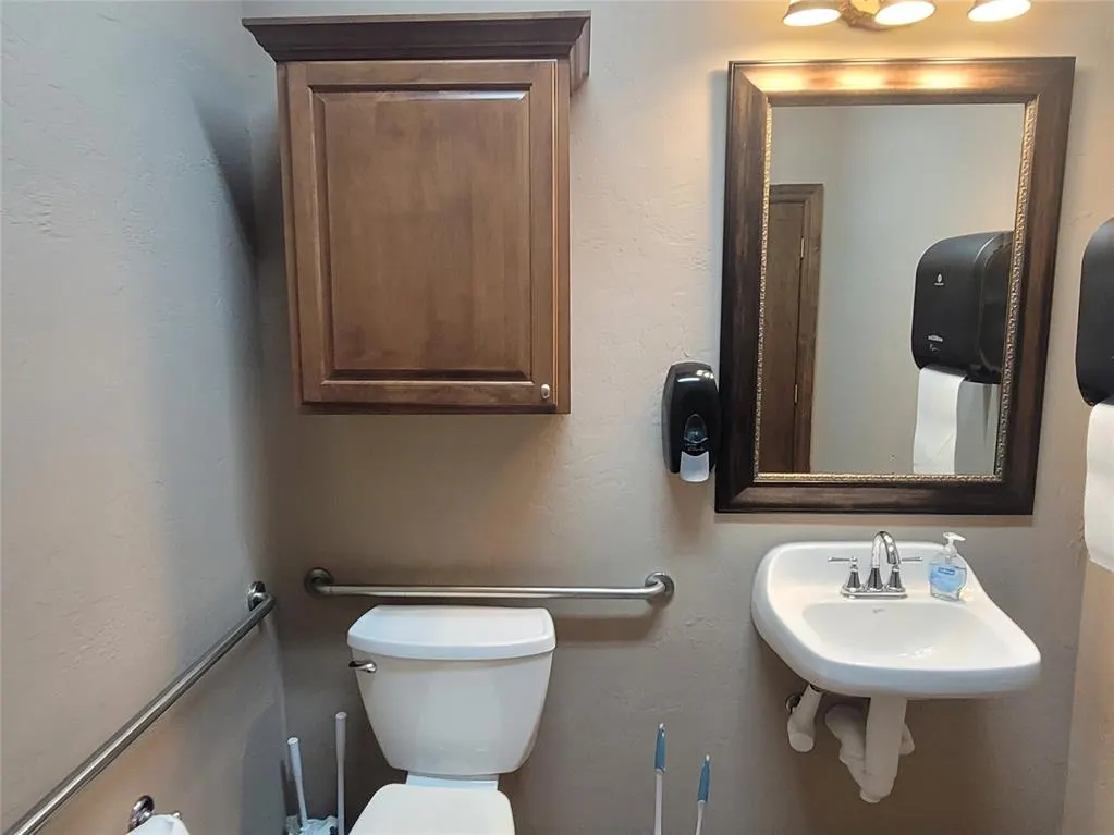 Photo 16 — 1630 SW 122nd Street, Oklahoma City, OK 73170