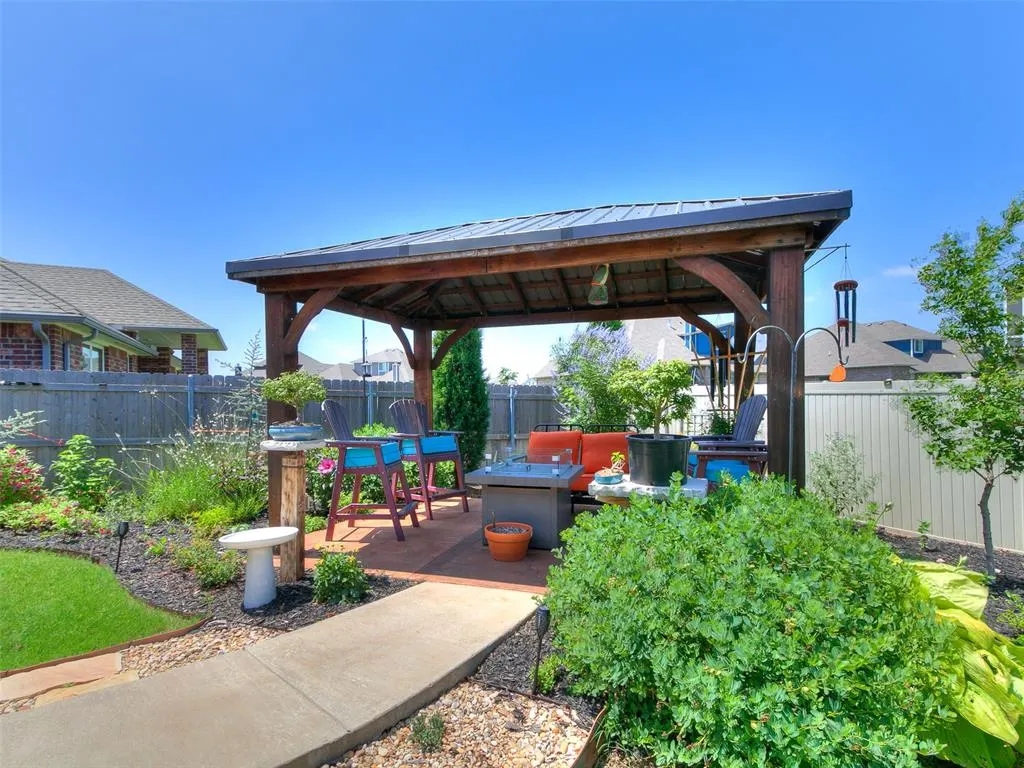Photo 35 — 11809 Loren Brook Lane, Yukon, OK 73099