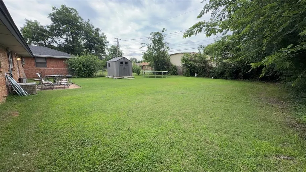 Photo 11 — 628 Juniper Avenue, Midwest City, OK 73130