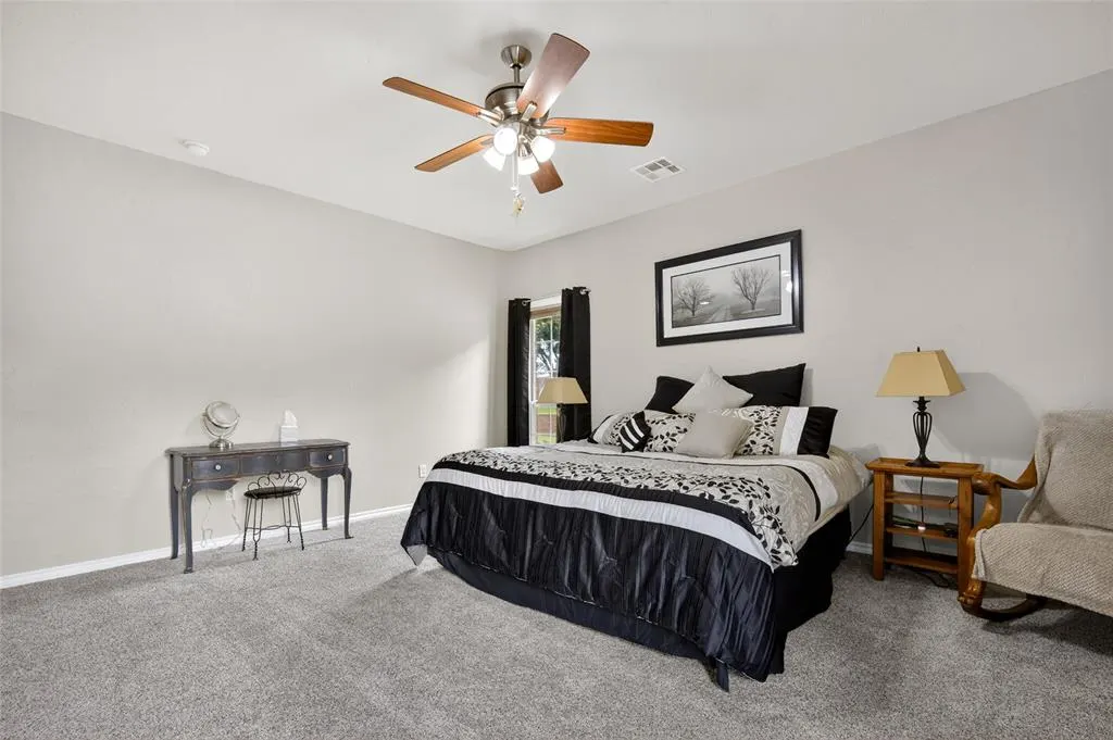 Photo 19 — 24083 Hester Circle, Washington, OK 73093