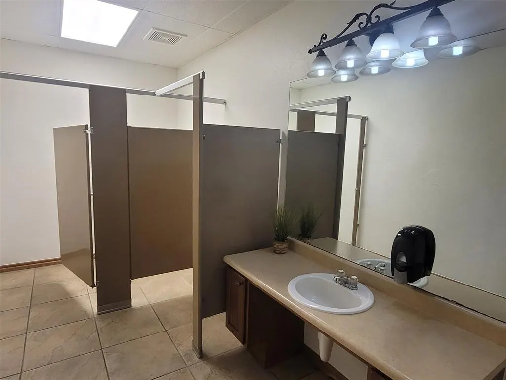 Photo 12 — 1624 SW 122nd Street, Oklahoma City, OK 73170