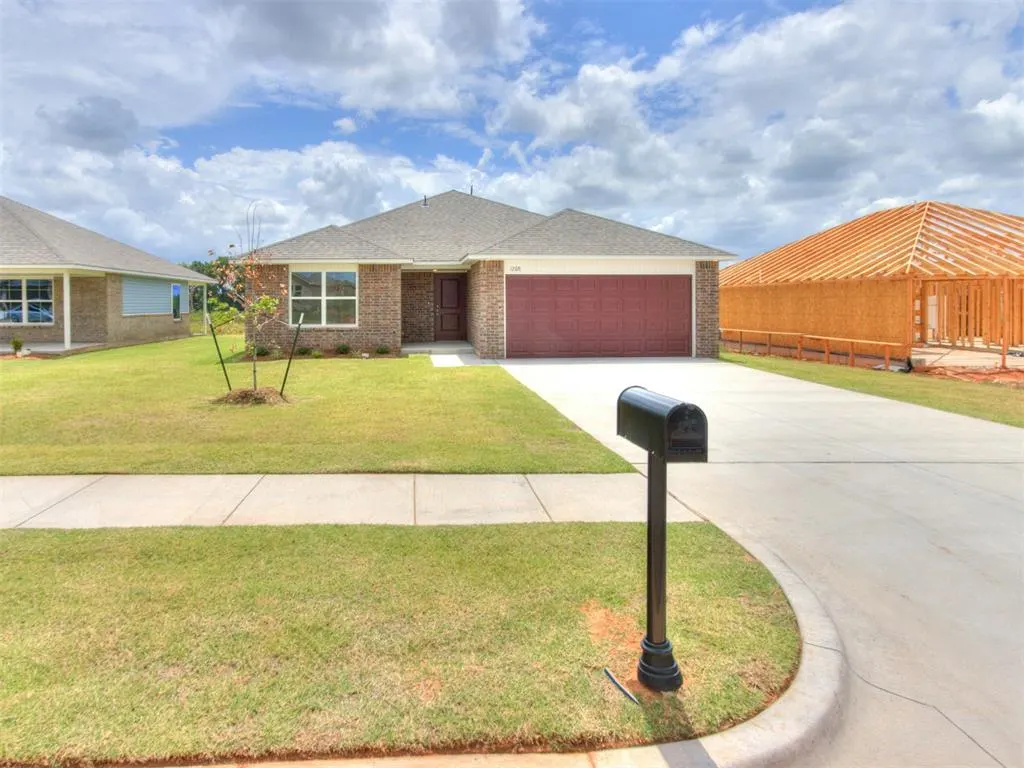 Front exterior — 1208 E Stallion Lane, Mustang, OK 73064
