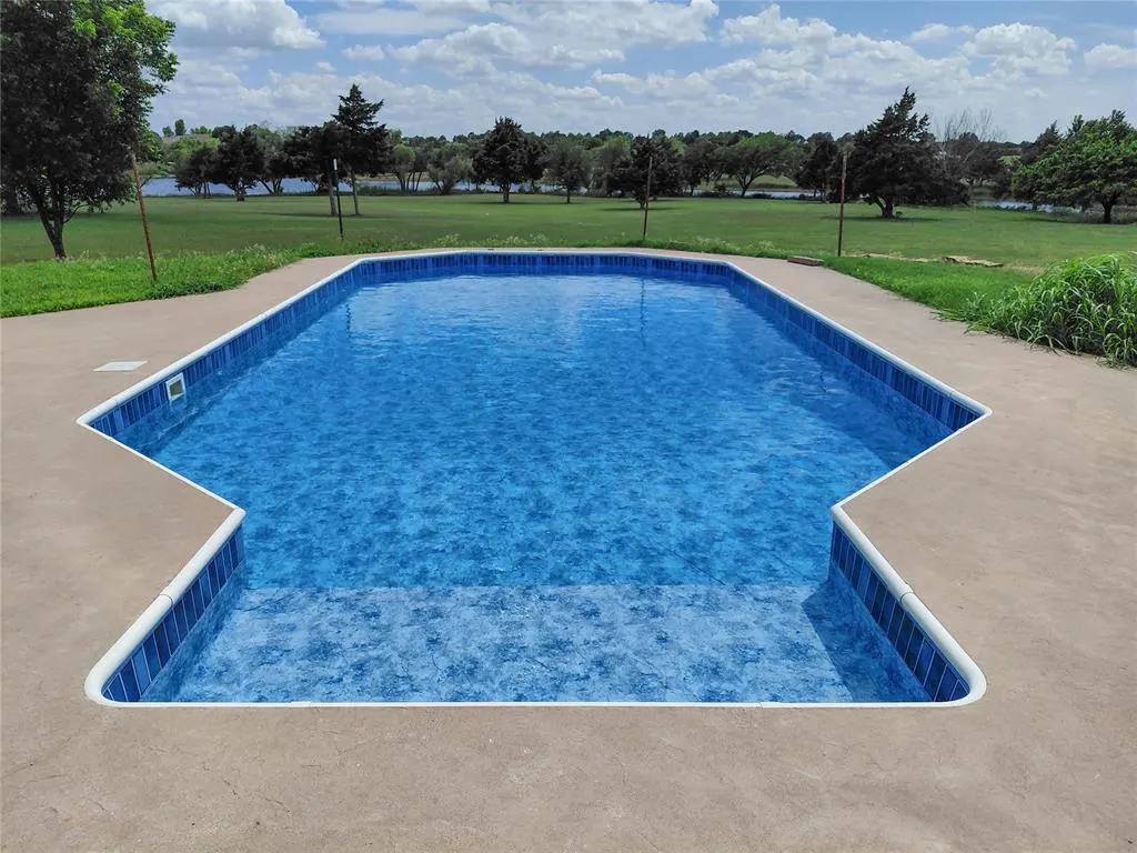 Photo 21 — 19615 Sportsman Road, Edmond, OK 73012