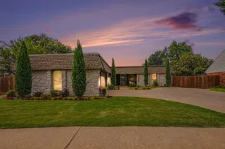 Sold home at 2304 SW 122nd Street