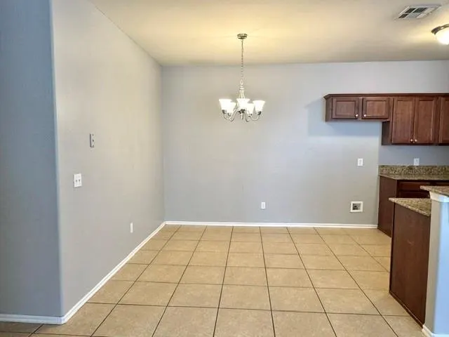 Photo 12 — 11823 SW 14th Street, Yukon, OK 73099