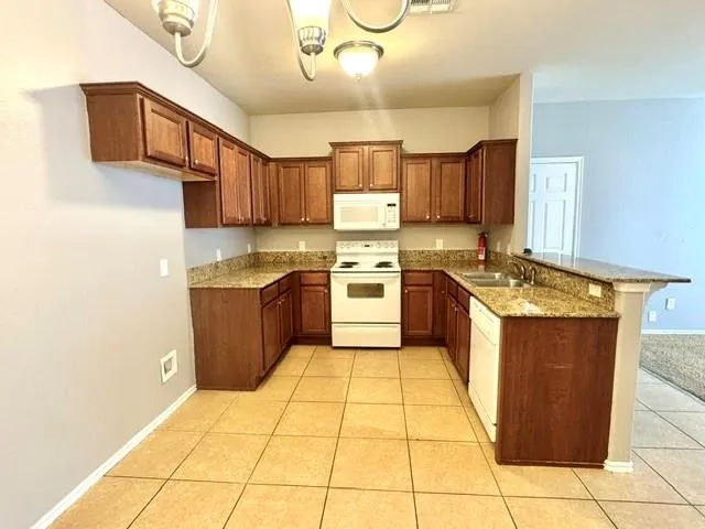 Photo 13 — 11823 SW 14th Street, Yukon, OK 73099
