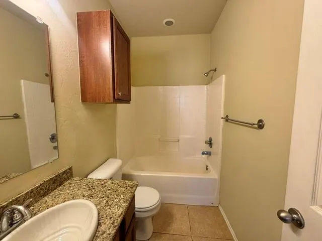 Photo 22 — 11823 SW 14th Street, Yukon, OK 73099