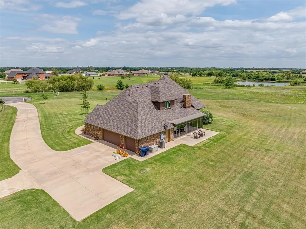 Photo 40 — 15821 SW 26th Street, El Reno, OK 73036