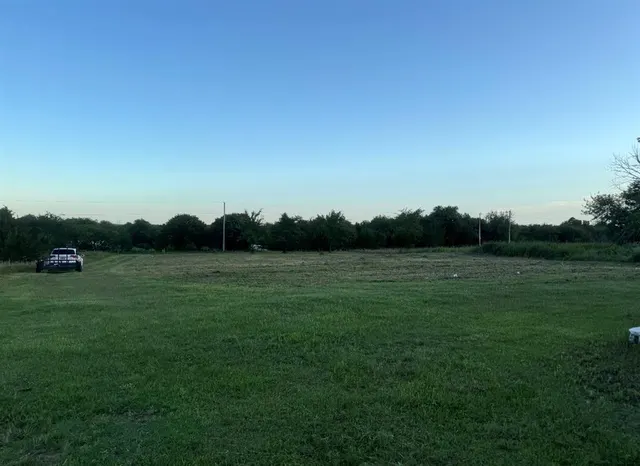 Photo 2 — 16051 Banner Road, Lexington, OK 73051