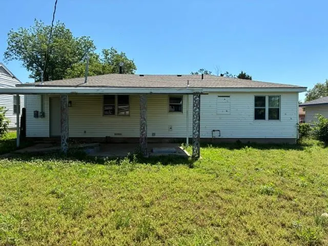Photo 2 — 2208 Jane Street, Ponca City, OK 74601