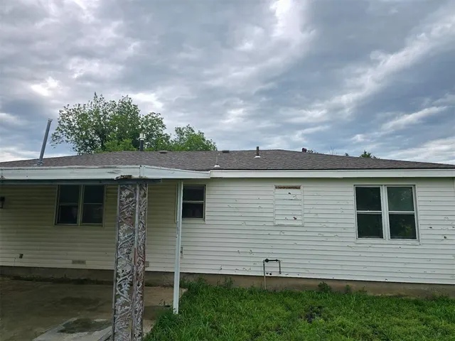 Photo 3 — 2208 Jane Street, Ponca City, OK 74601