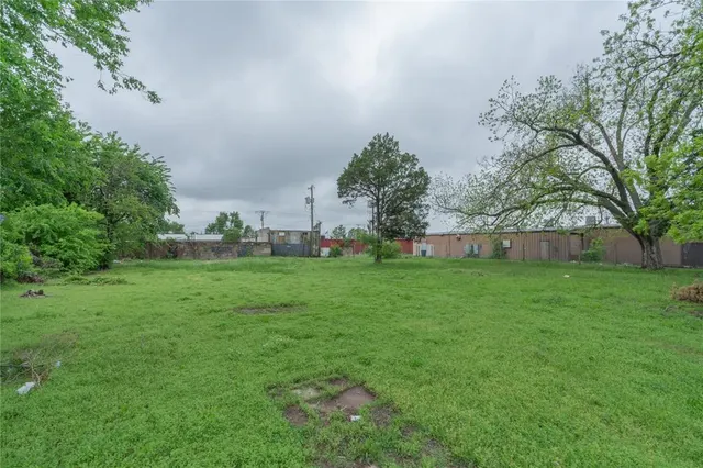 Photo 2 — 1928 NW 7th Street, Oklahoma City, OK 73106