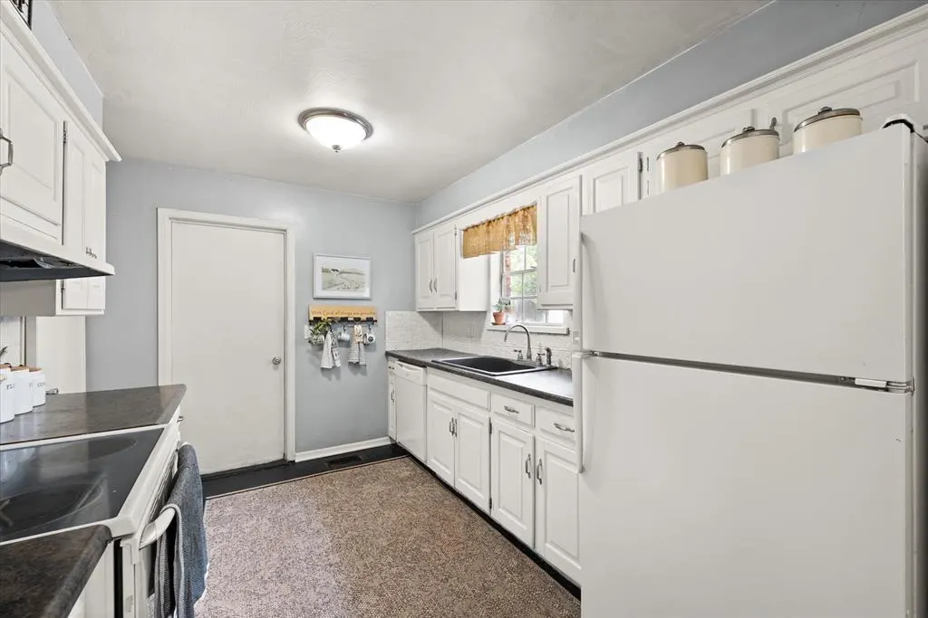 Photo 12 — 11604 N Victoria Drive, Oklahoma City, OK 73120