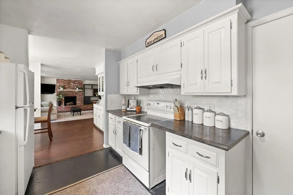 Photo 18 — 11604 N Victoria Drive, Oklahoma City, OK 73120