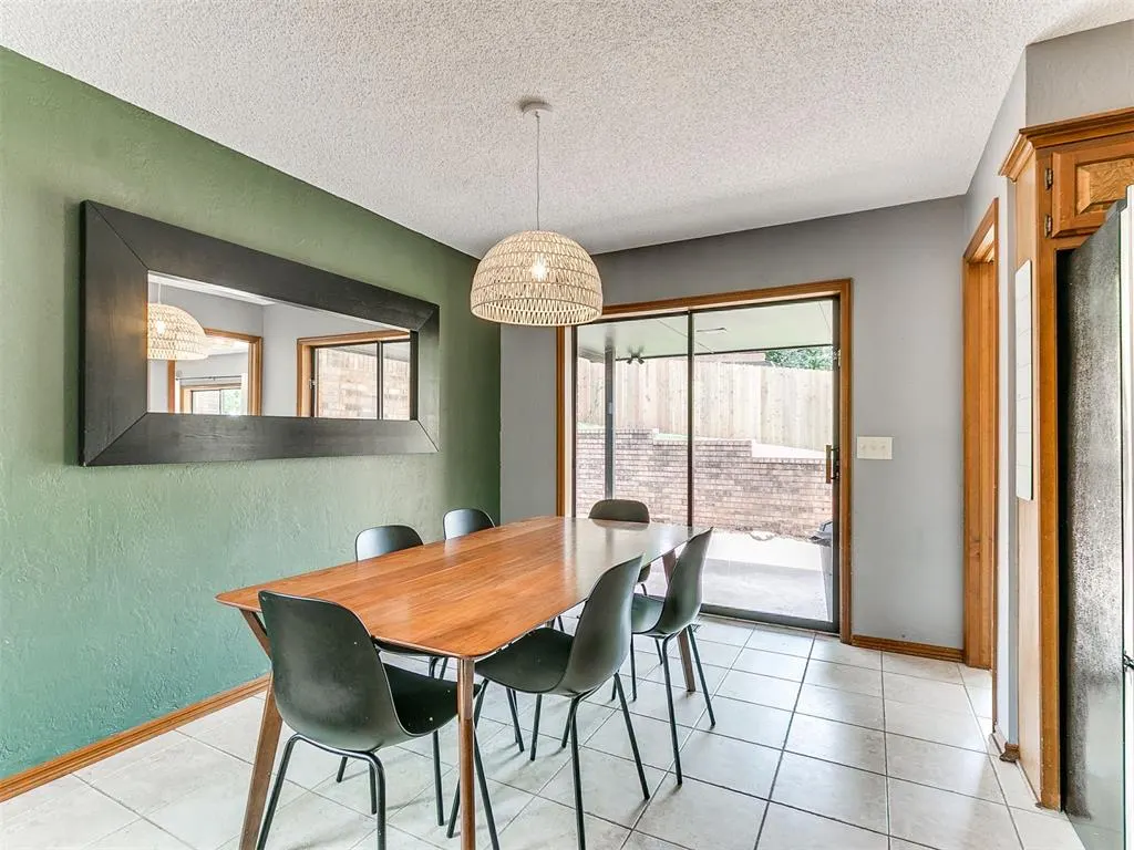Photo 18 — 912 Stonehenge Drive, Edmond, OK 73034