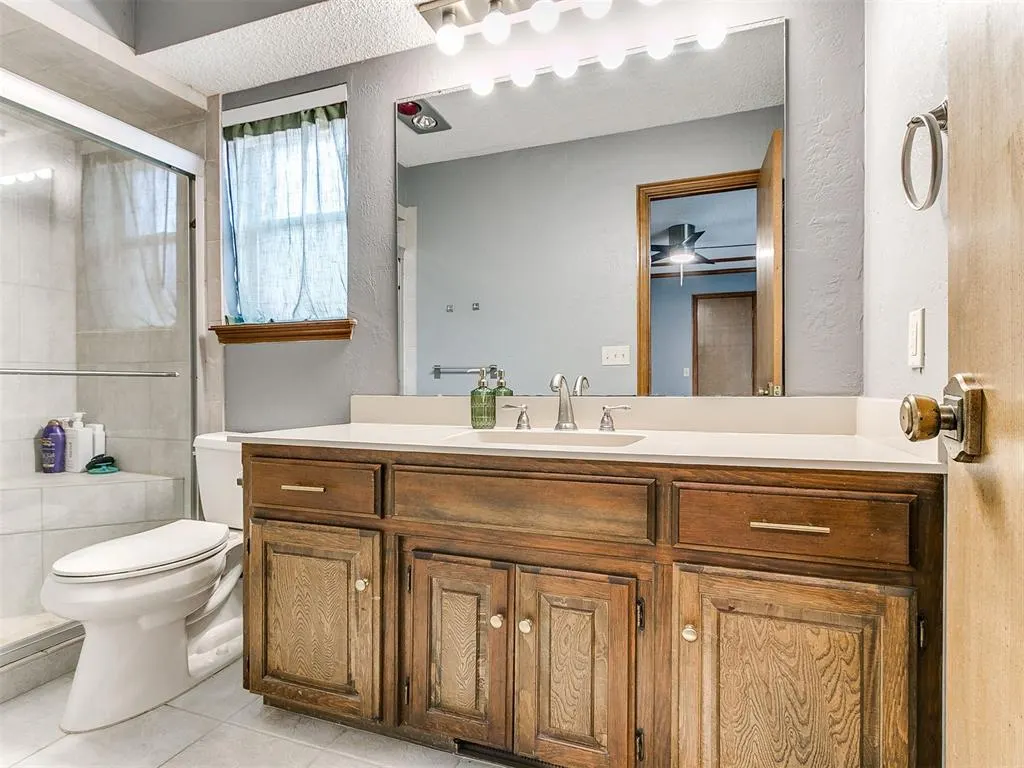 Photo 23 — 912 Stonehenge Drive, Edmond, OK 73034
