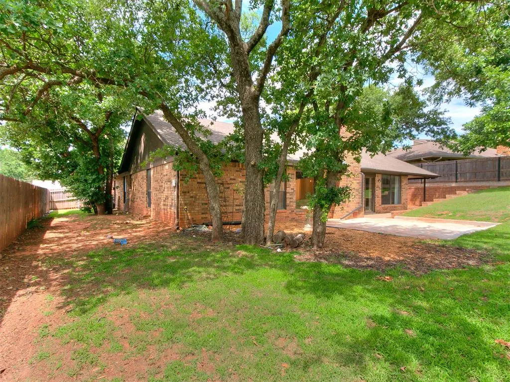 Photo 33 — 912 Stonehenge Drive, Edmond, OK 73034