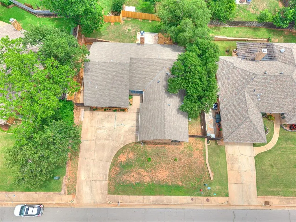 Photo 41 — 912 Stonehenge Drive, Edmond, OK 73034