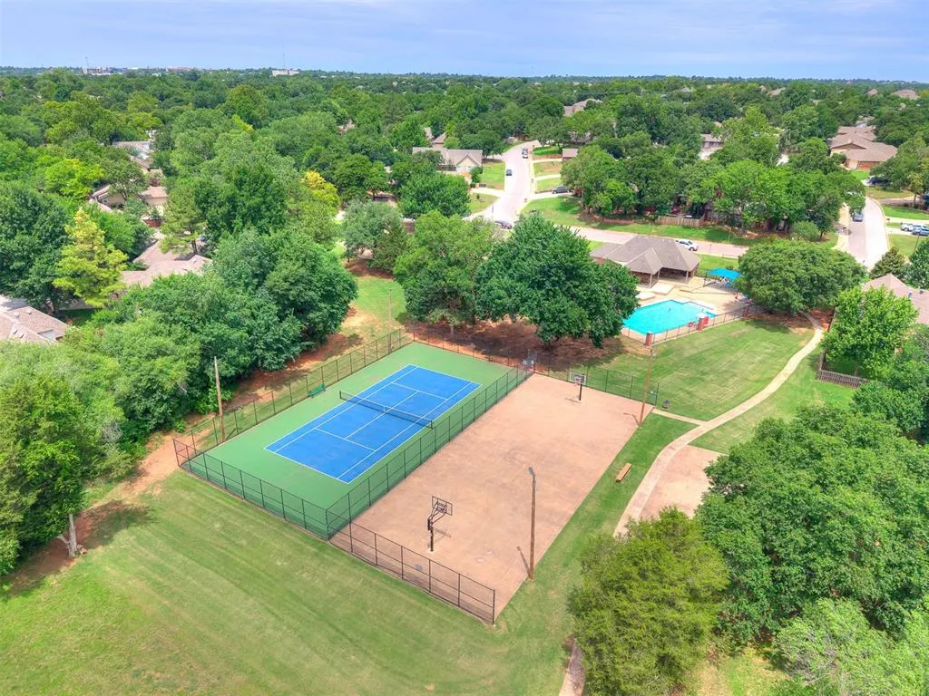 Photo 45 — 912 Stonehenge Drive, Edmond, OK 73034