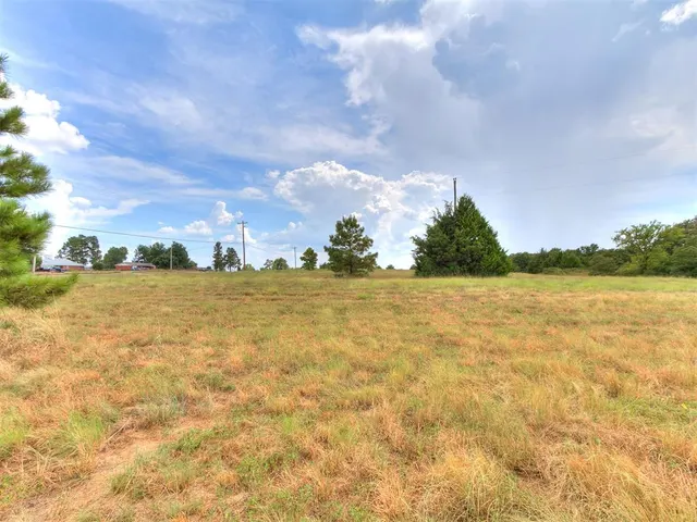Photo 6 — 0000 102 Highway, Shawnee, OK 74801
