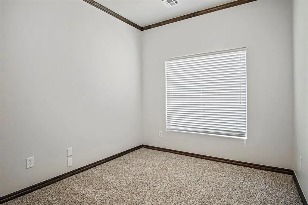 Photo 8 — 5348 Starling Way, Oklahoma City, OK 73179