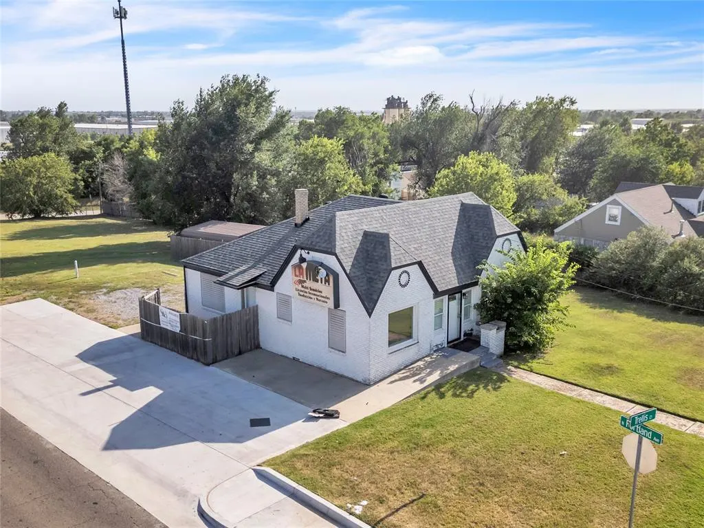 Front exterior — 3700 Trellis Court, Oklahoma City, OK 73107