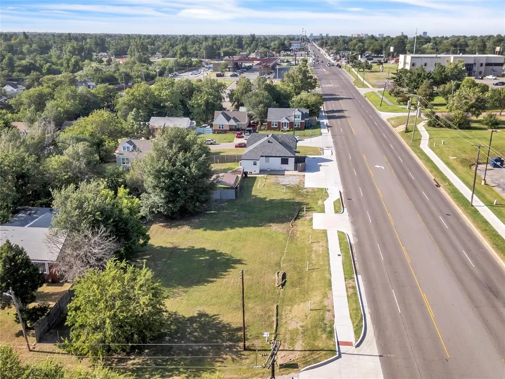 Photo 8 — 3700 Trellis Court, Oklahoma City, OK 73107