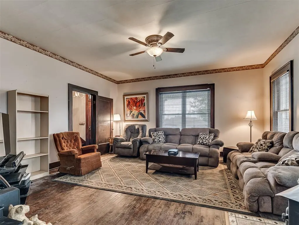 Photo 7 — 202 S Roberts Avenue, El Reno, OK 73036