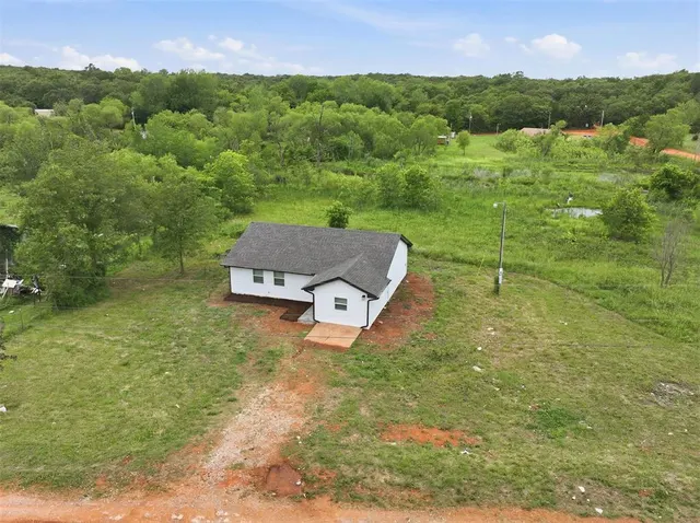 Photo 3 — 8750 154th Street, Noble, OK 73068