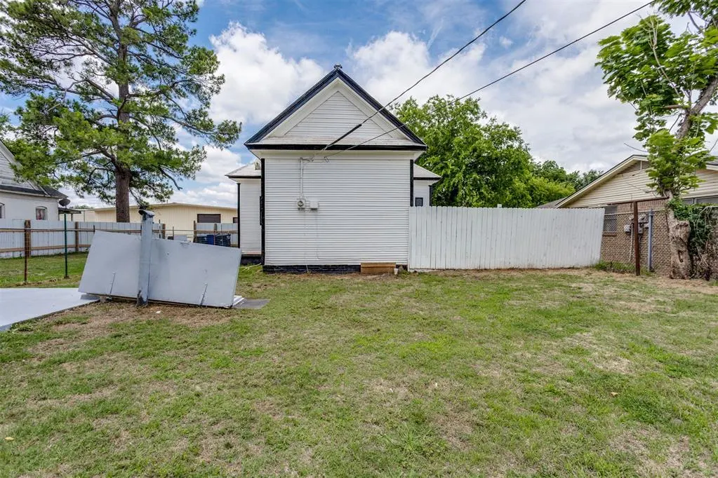 Photo 36 — 309 N Louisa Avenue, Shawnee, OK 74801