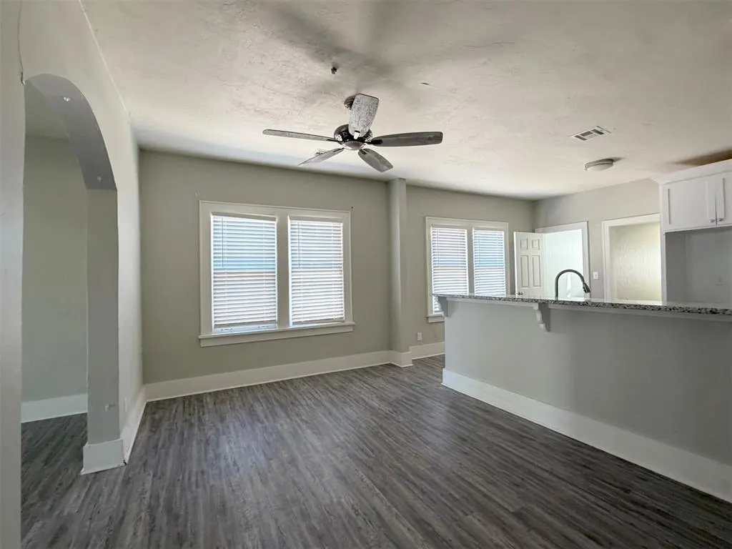 Photo 6 — 2708 N Hudson Avenue, Oklahoma City, OK 73103
