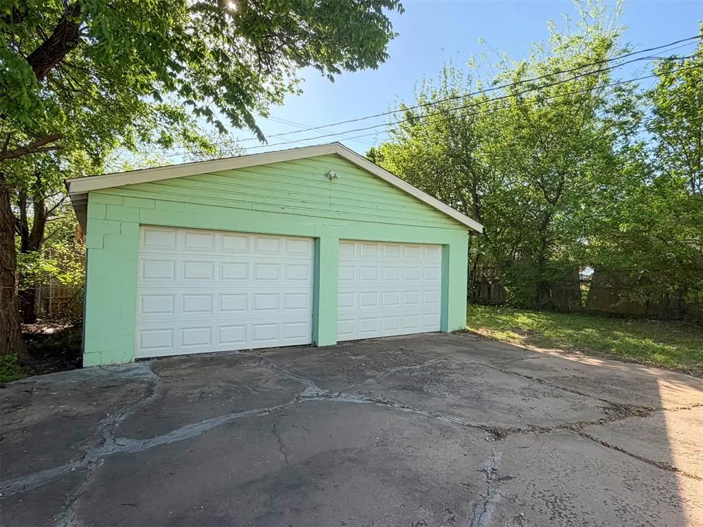 Photo 17 — 2708 N Hudson Avenue, Oklahoma City, OK 73103