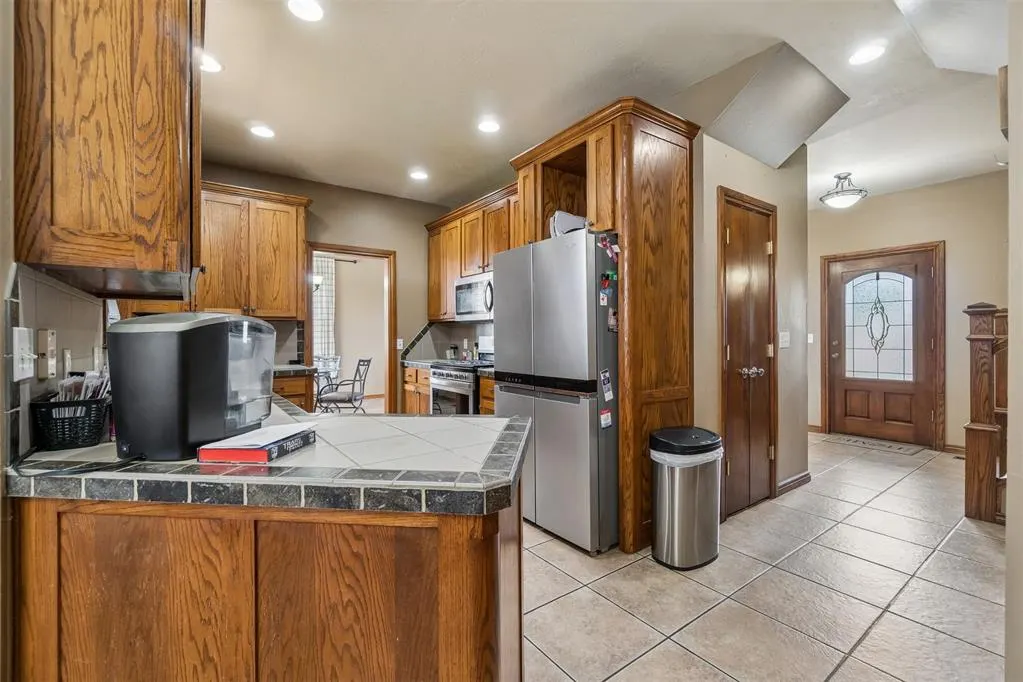 Photo 12 — 2120 NW 22nd Street, Newcastle, OK 73065
