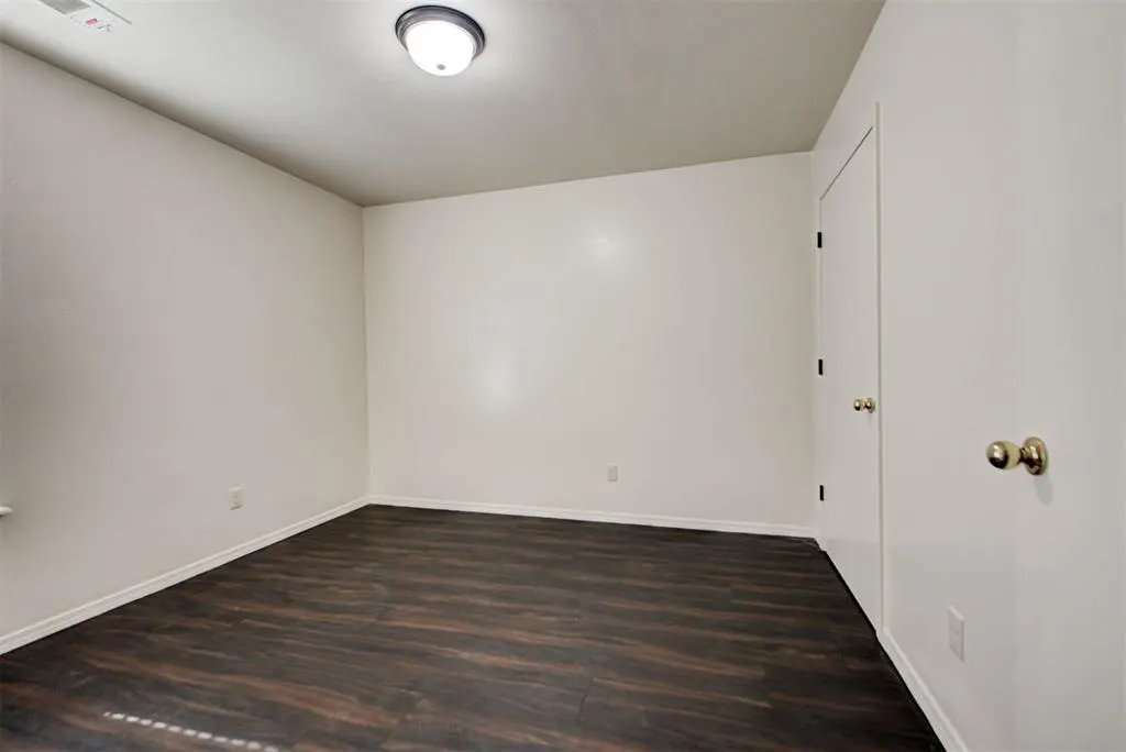 Photo 36 — 925 S Hadden Avenue, El Reno, OK 73036