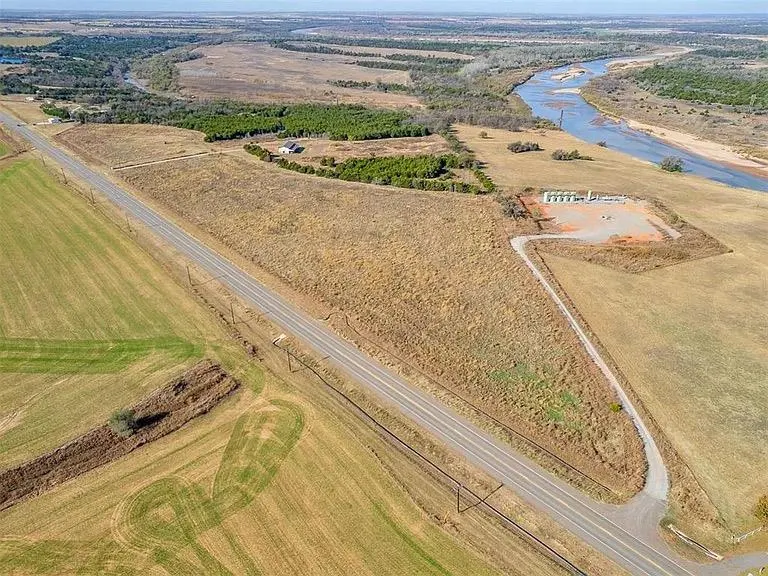 Photo 2 — 17000 W 33 Highway, Cashion, OK 73016