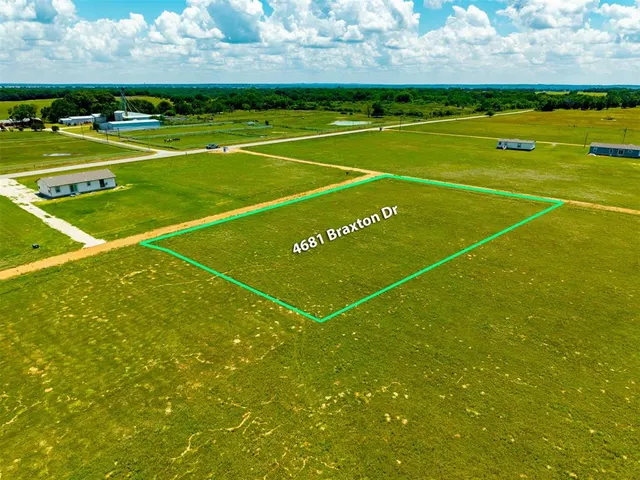 Photo 4 — 4681 Braxton Drive, Kingston, OK 73439