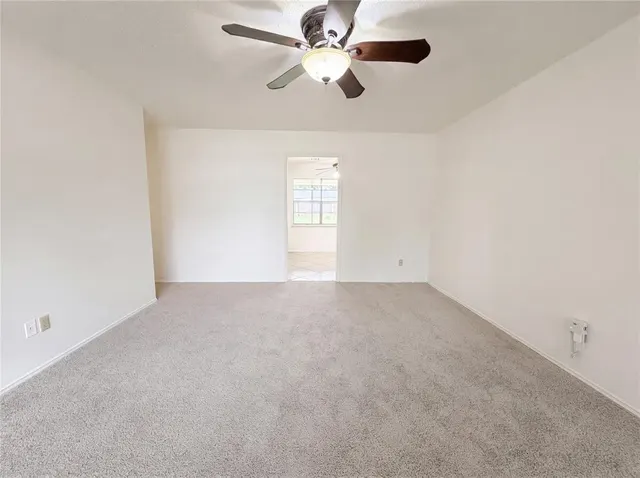 Photo 6 — 621 S Timber Lane, Oklahoma City, OK 73127