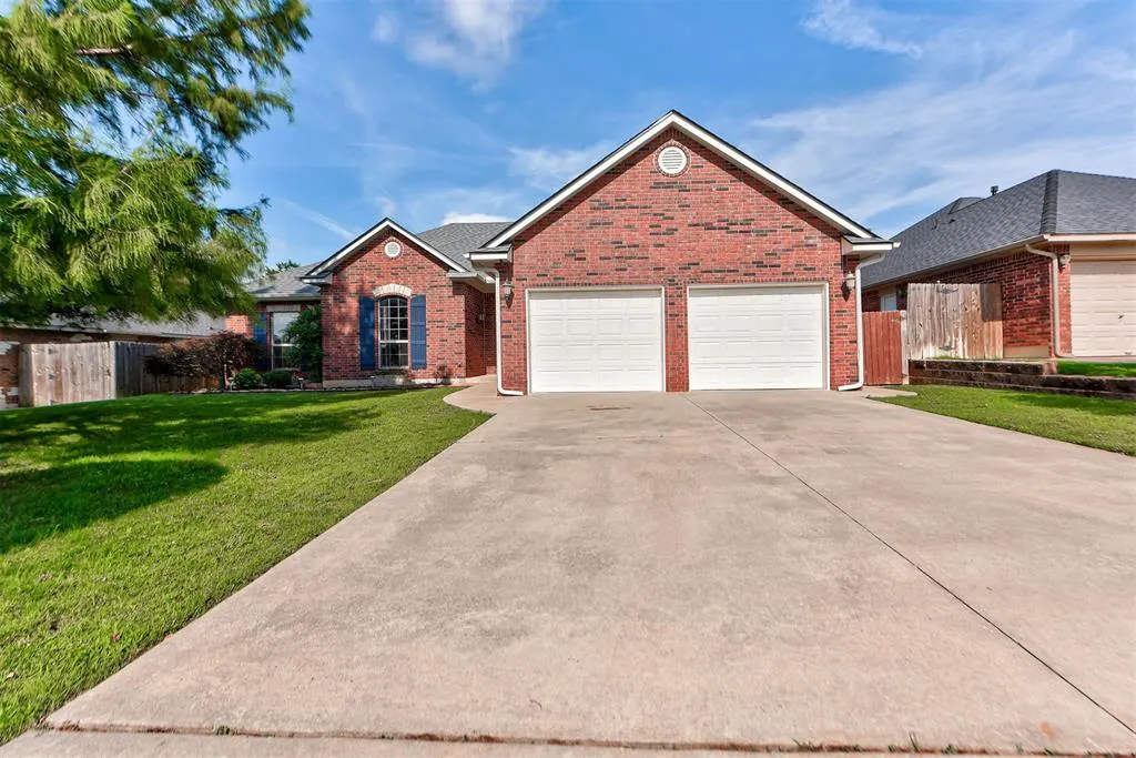 Photo 3 — 515 Slim Drive, Oklahoma City, OK 73130
