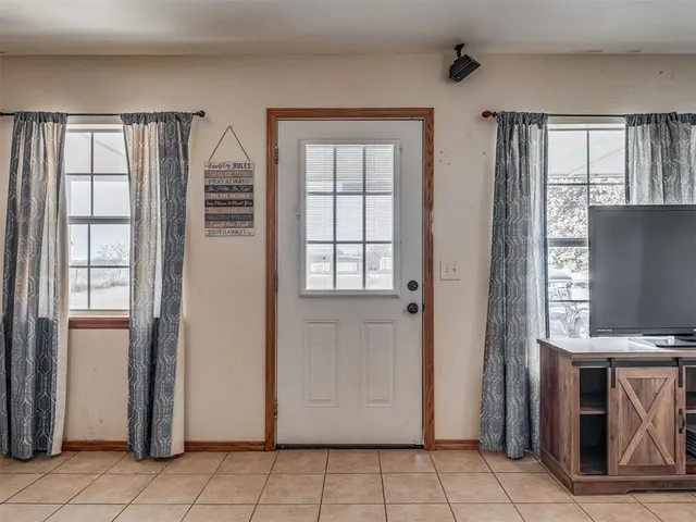 Photo 7 — 335827 E Winding Road, McLoud, OK 74851