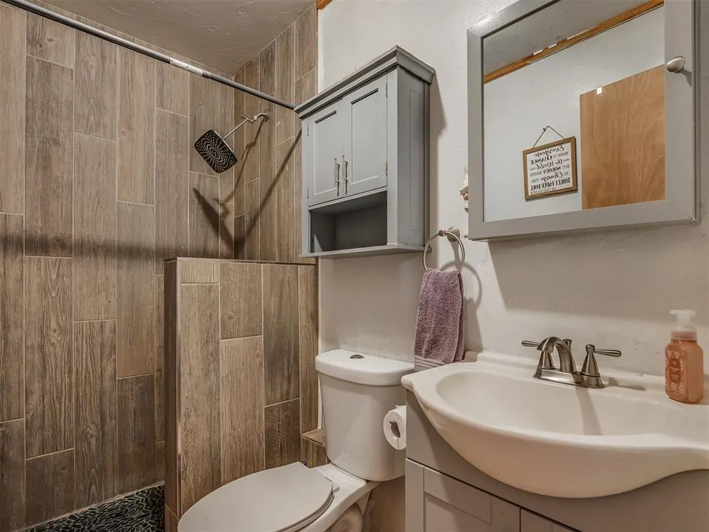Photo 19 — 335827 E Winding Road, McLoud, OK 74851