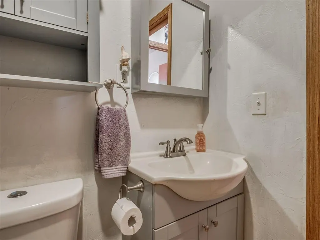 Photo 13 — 335827 E Winding Road, McLoud, OK 74851