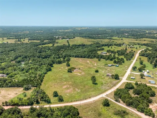 Photo 2 — 335827 E Winding Road, McLoud, OK 74851